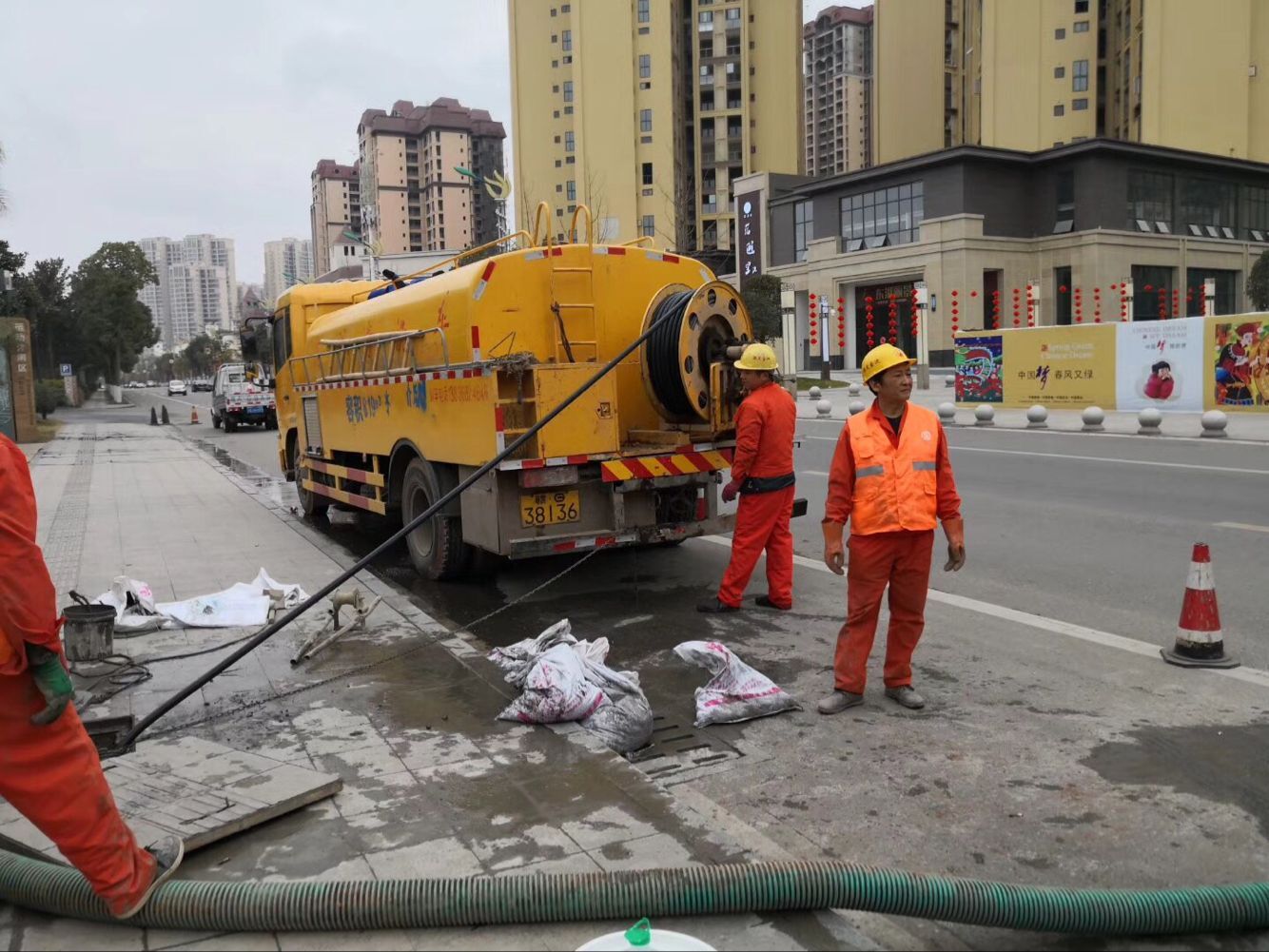 太湖排污管道清淤-管道清洗