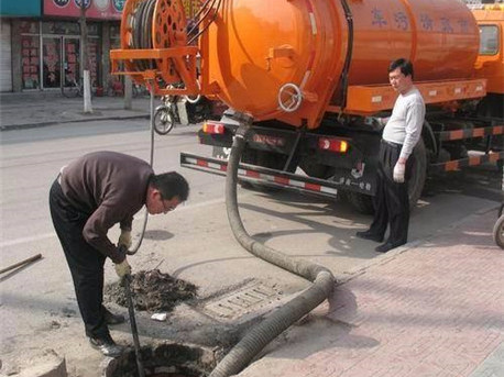太湖清掏化粪池，健康生活从这里开始